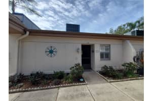 1400 Arrowhead Cir W, CLEARWATER
