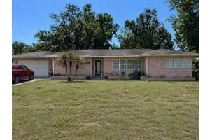 1507 Meadowridge Dr, VALRICO