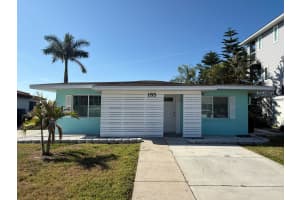185 175th Terrace Dr E, REDINGTON SHORES