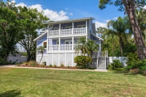 236 Shore Dr, PALM HARBOR 236 Shore Dr, PALM HARBOR
