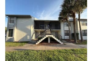 2002 Blue Hawk Ct #1722, CLEARWATER