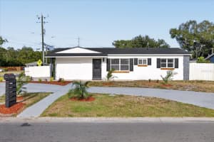 13589 120th St, LARGO
