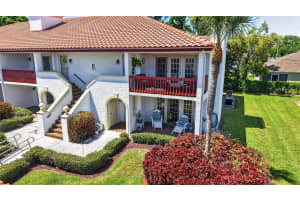 10550 Village Dr #104b, SEMINOLE