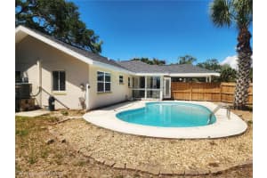2494 Del Rio Way, DUNEDIN