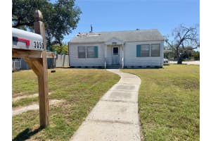 3050 Dupont St S, GULFPORT