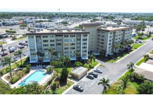 8950 Park Blvd #609, SEMINOLE