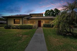 160 James Ct, OLDSMAR