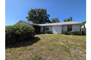 602 Bay Lake Trl, OLDSMAR
