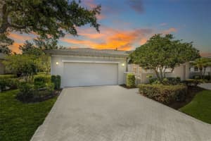2410 Kensington Greens Dr #5, SUN CITY CENTER
