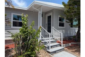 193 Blue Marlin Dr, OLDSMAR