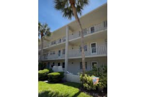 946 Virginia St #107, DUNEDIN