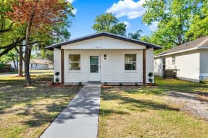 907 E Renfro St, PLANT CITY