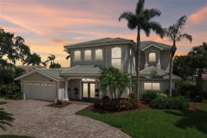 2032 Massachusetts Ave Ne, ST PETERSBURG