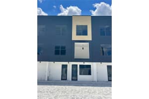 4352 Fontanarosa Village Ct, TAMPA