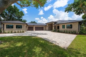 19 Hibiscus Rd, BELLEAIR