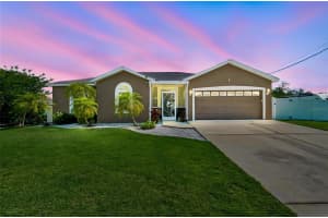 403 Flamingo Dr, APOLLO BEACH 403 Flamingo Dr, APOLLO BEACH