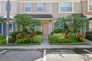 6308 Bayside Key Dr, TAMPA
