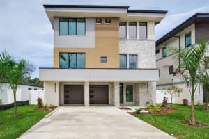 1935 Shore Acres Blvd Ne, ST PETERSBURG