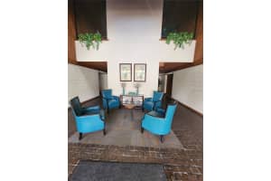 13610 S Village Dr #4303, TAMPA