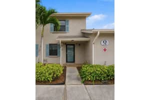 2131 Ridge Rd S #99, LARGO