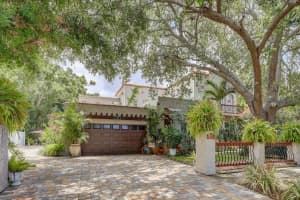 325 49th St N, ST PETERSBURG