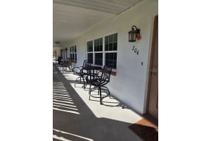 650 Pinellas Point Dr S #204, ST PETERSBURG