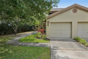 3058 Landmark Blvd #1204, PALM HARBOR