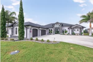 5220 Lake Venice Dr, WIMAUMA