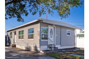 401 Denice Dr #401, SEMINOLE 401 Denice Dr #401, SEMINOLE