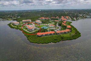 401 Mariner Dr #401, TARPON SPRINGS