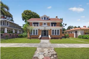 835 16th Ave Ne, ST PETERSBURG 835 16th Ave Ne, ST PETERSBURG