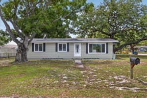 749 Palm Ave, LARGO 749 Palm Ave, LARGO