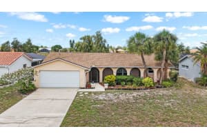 736 Flamingo Dr, APOLLO BEACH 736 Flamingo Dr, APOLLO BEACH