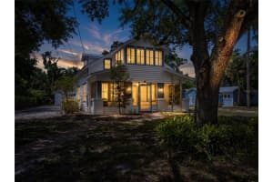 904 W Henry Ave, TAMPA