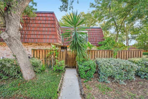 2707 12th Ct, PALM HARBOR