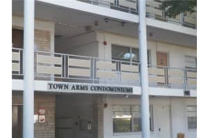 911 Washington Ave #304, LARGO 911 Washington Ave #304, LARGO