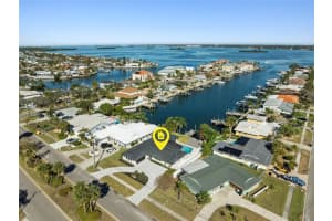 475 Island Way, CLEARWATER 475 Island Way, CLEARWATER