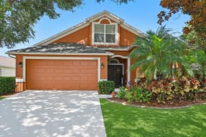 2708 Valencia Grove Dr, VALRICO