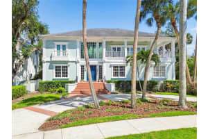 814 S Bayside Dr, TAMPA