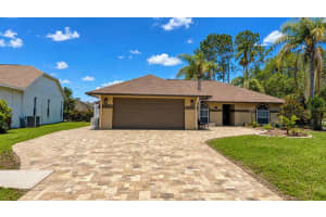 6441 Silver Oaks Dr, ZEPHYRHILLS