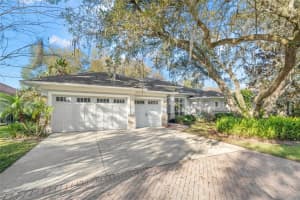 2107 Carroll Landing Dr, TAMPA
