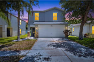 7842 Carriage Pointe Dr, GIBSONTON