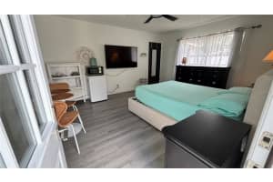 855 Sunridge Point Dr #b, SEFFNER