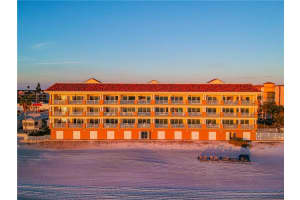 14010 Gulf Blvd #402, MADEIRA BEACH