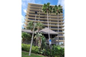7650 Bayshore Dr #401, TREASURE ISLAND