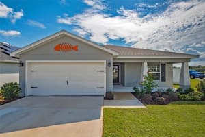526 Valentina Ln, AUBURNDALE