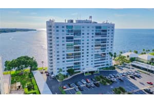 7200 Sunshine Skyway Ln S #6a, ST PETERSBURG 7200 Sunshine Skyway Ln S #6a, ST PETERSBURG