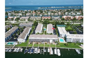 737 Pinellas Bayway S #303, TIERRA VERDE 737 Pinellas Bayway S #303, TIERRA VERDE