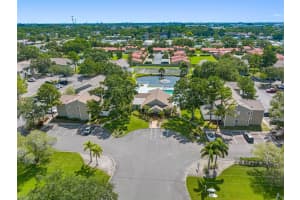 7298 Ulmerton Rd #708, LARGO