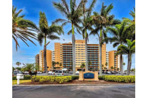 880 Mandalay Ave #s202, CLEARWATER